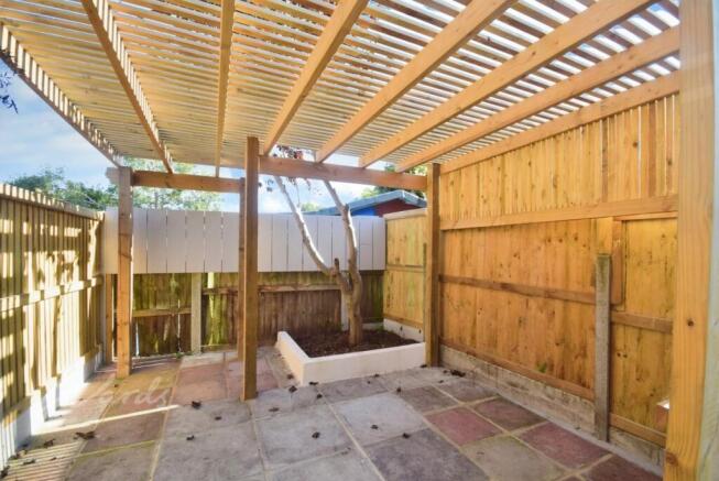 Bolton pergola use