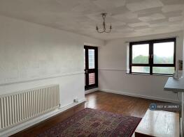 Flat 11, Albert Starr House Haddonfield Estate, Bush Road, London SE8 5AS