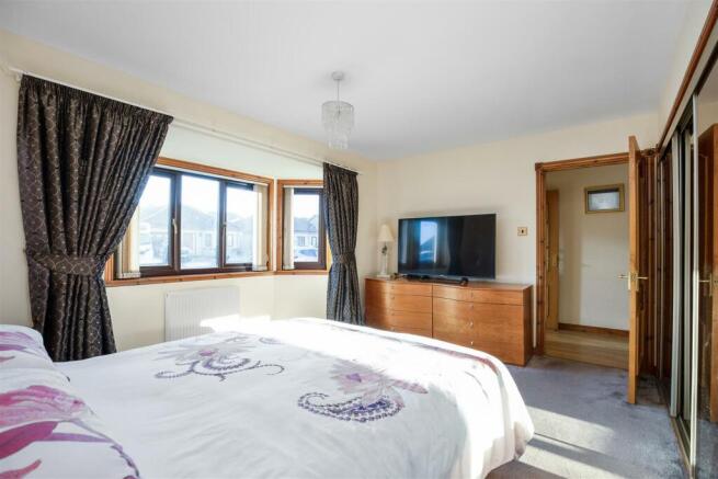 26 Greenacres Kingseat12.jpg