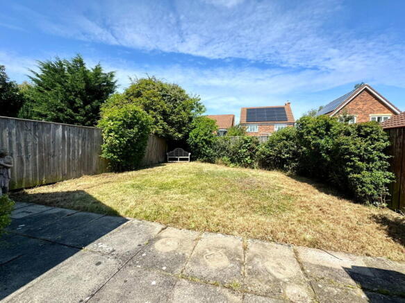 2 bed Terraced for sale Image 8