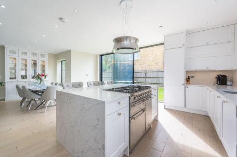 Milnthorpe Road, W4, Grove Park, London, W4