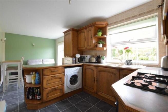 FITTED KITCHEN/DINER