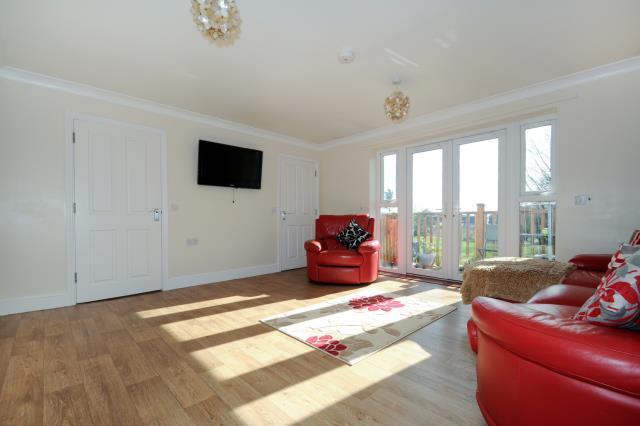 Principle reception room