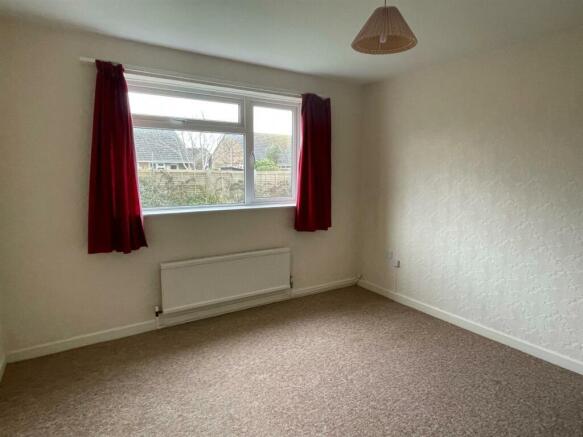 bedroom,.jpg