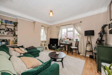 Prince Henry Road, London, SE7