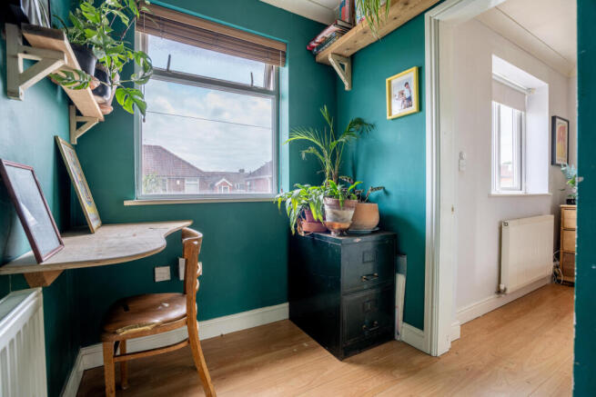 3 bed Semi-Detached for sale Image 8