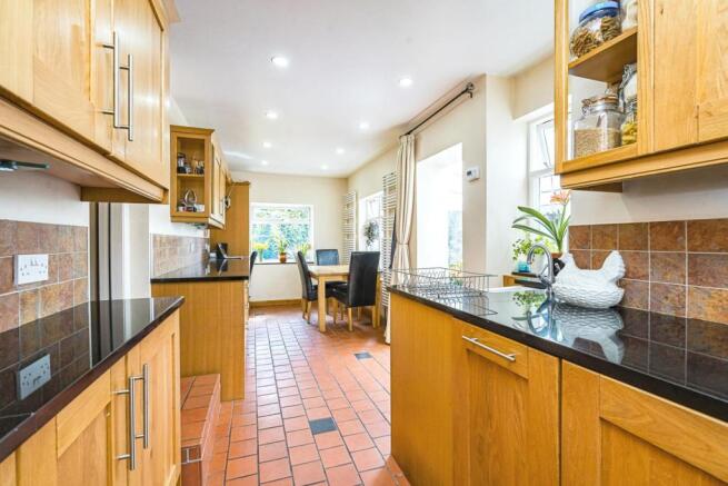 Kitchen/Dining Room