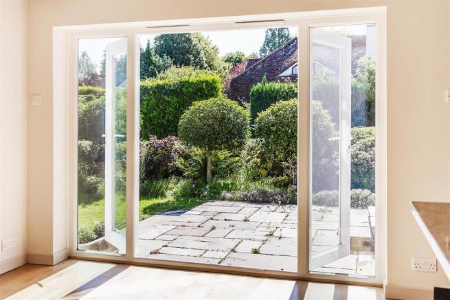 house. estate agency Abinger Hammer
