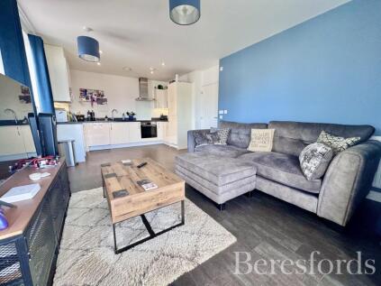 Marina Walk, Rowhedge, CO5