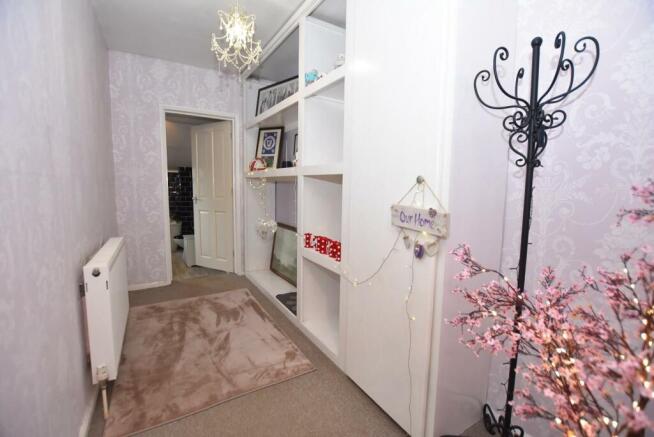 BEDROOM 2 02.jpg