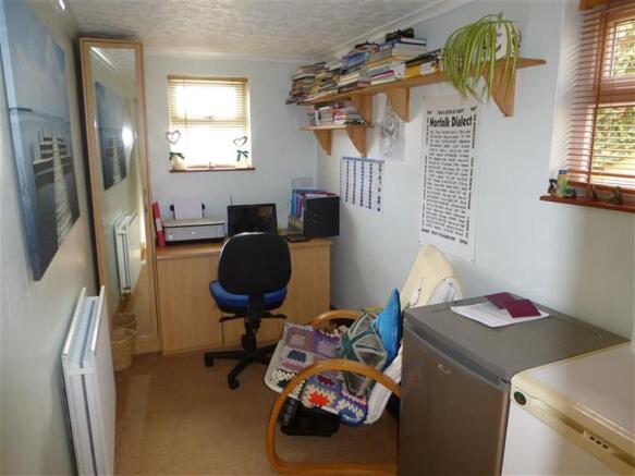 Photo 8