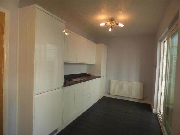 KITCHEN THREE 15 MEADOW LANE JUNE 2022.JPG