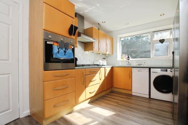 pbox-kitchen-338935.JPG