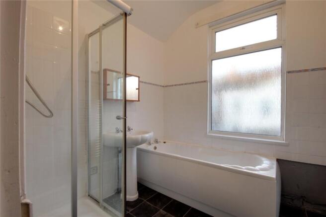 2 bed Terraced to rent Image 9
