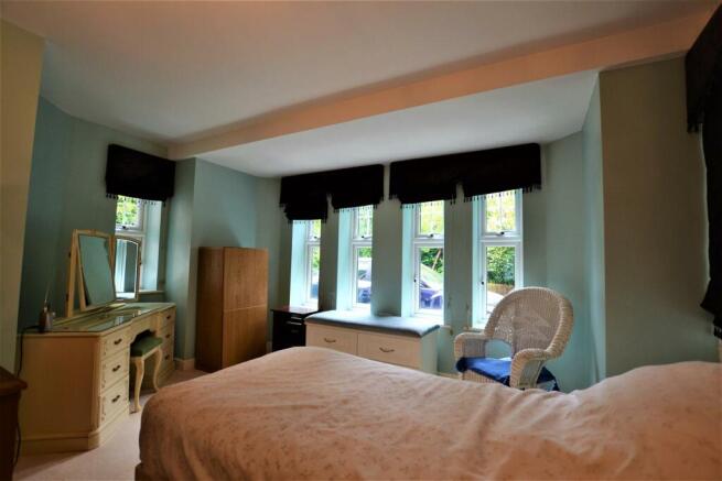 Bedroom 1.1.JPG