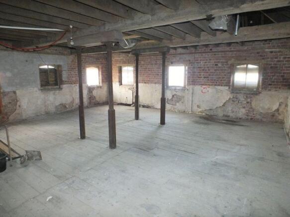 Middle floor