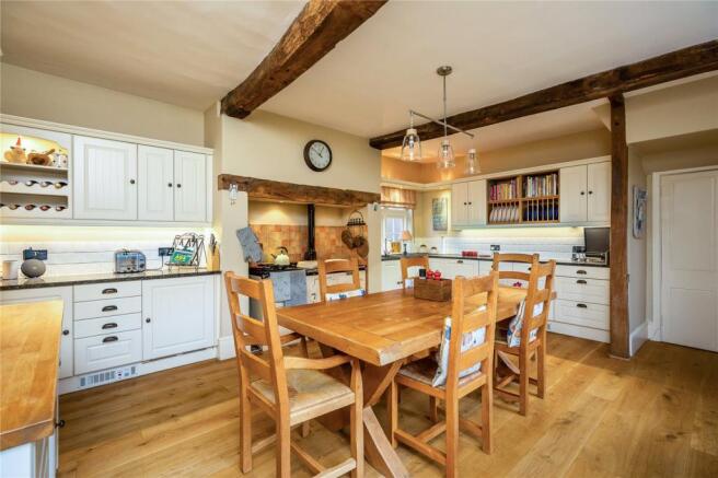 Kitchen/Breakfast