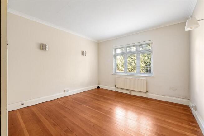 Grove Avenue 5 14692 04 02 26-013.jpg