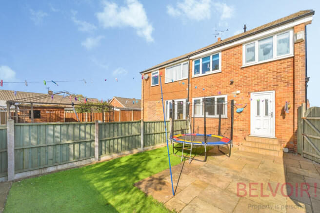 Syke Gardens, Wakefield, WF3 photo 4
