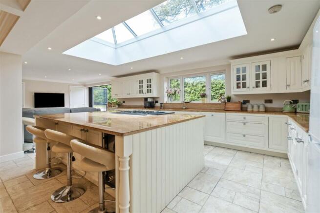 16 Finwood Close-11_lo.jpg