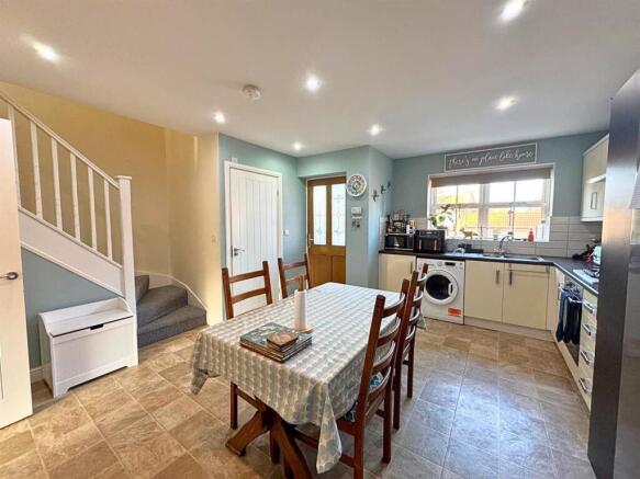 Kitchen/Dining Room
