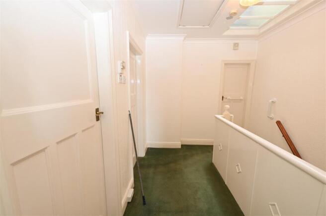3 bed Terraced for sale Image 12