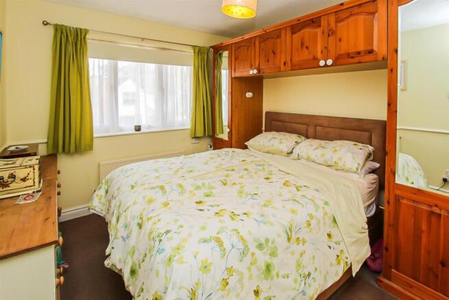 3 bed Detached for sale Image 8
