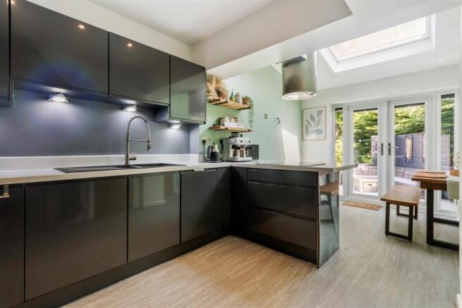 3 bed End of Terrace for sale Image 7