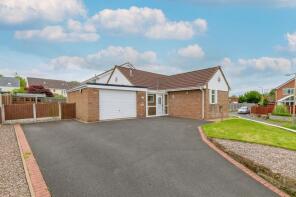 Westerly, Hawthorne Road, Frodsham WA6 7NP