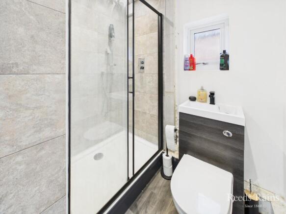 3 bed Terraced for sale Image 9