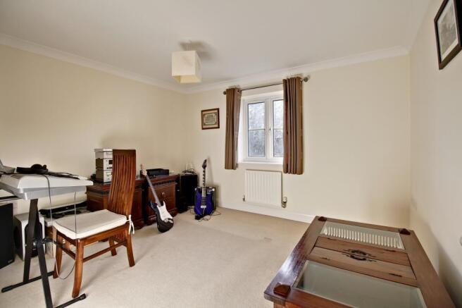 Bedroom 5 (Double)