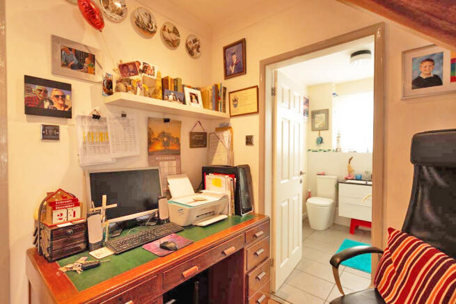 Photo 11