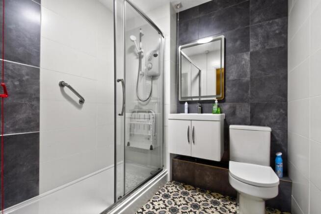 1 bed Flat for sale Image 11