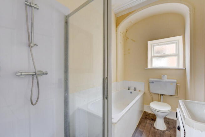 3 bed Semi-Detached for sale Image 9