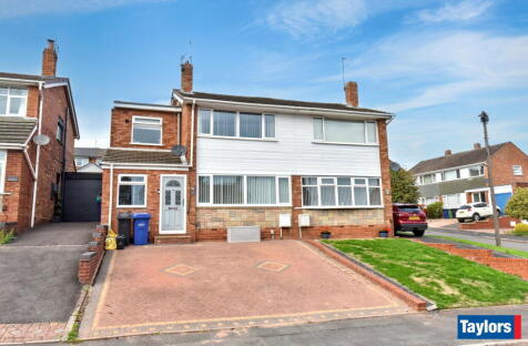 KINGSWINFORD, Freeland Grove