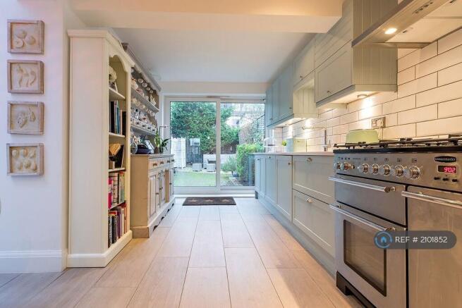 Kitchen/Dining Area