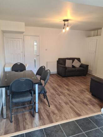 Dining-Lounge