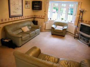 LOUNGE 24'6 x 13'1