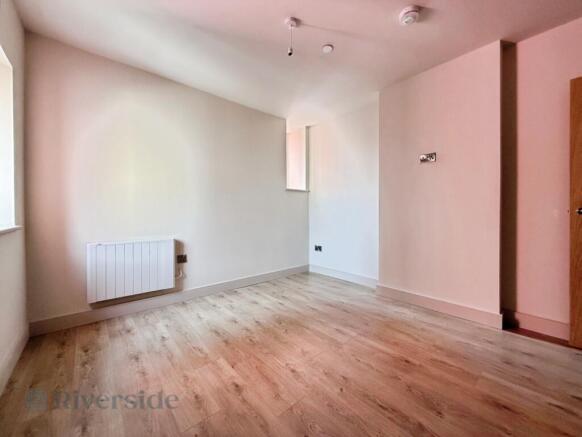 1 bed Apartment for sale Image 12