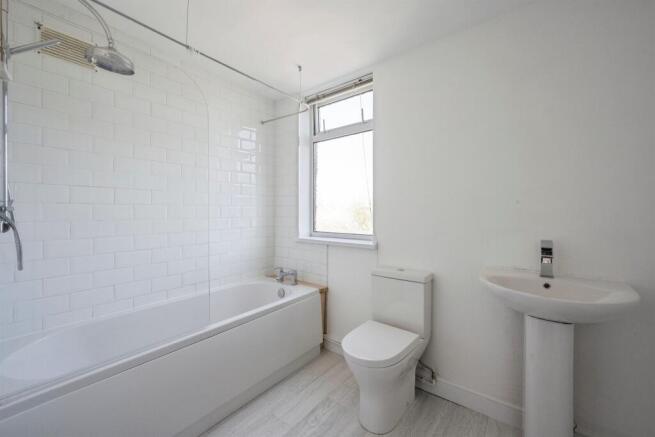 2 bed Terraced for sale Image 9