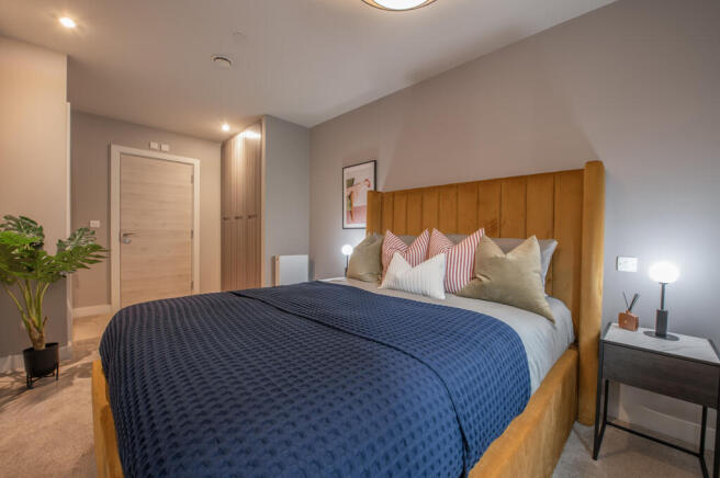 2 bed Apartment to rent Image 4