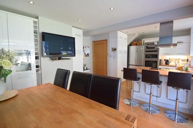 Kitchen diner
