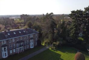 9a, Park Lawn, Slough SL2 3AP