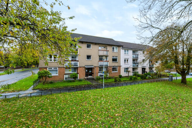 2-bed flat on 1/1, 3 Dargarvel Path, Dumbreck, G41 5NN, £129,000