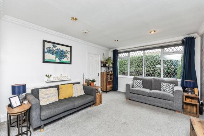 3 bed Semi-Detached for sale Image 5