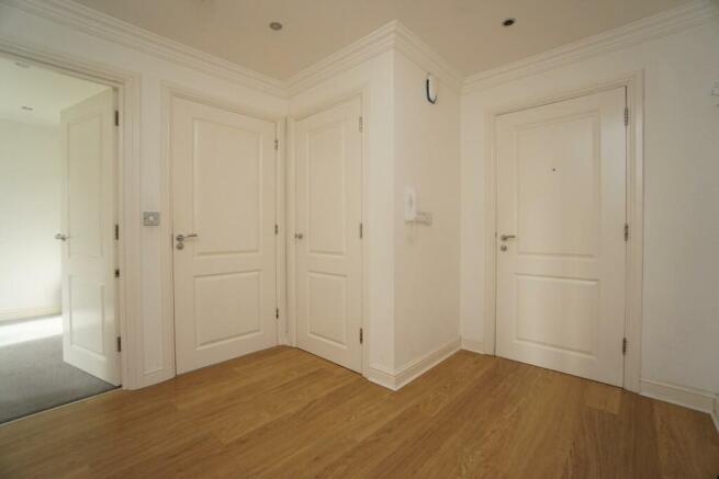 Hallway 1.JPG