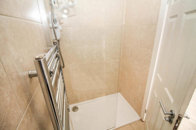 1 bed Flat to rent Image 6