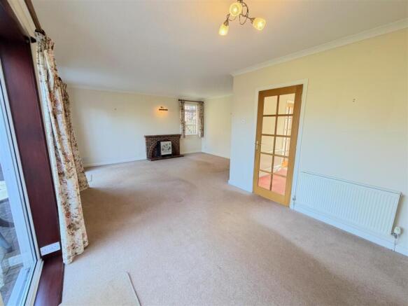 Dining Lounge