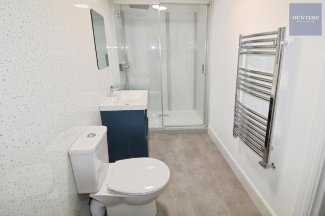 2 bed Flat to rent Image 7