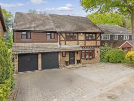 14, Lincefield, Langdon Hills, Basildon SS16 6HS